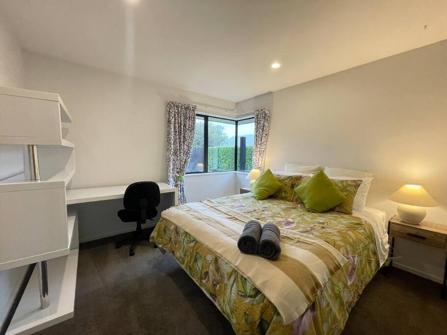 Spacious 4 Bed Family Home Christchurch Exterior foto